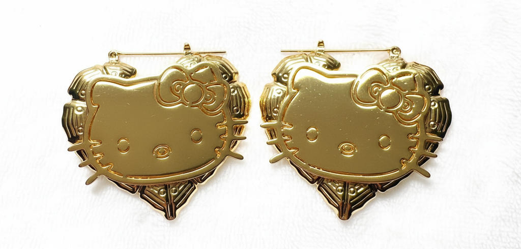 Hello Kitty bamboo earrings ￼